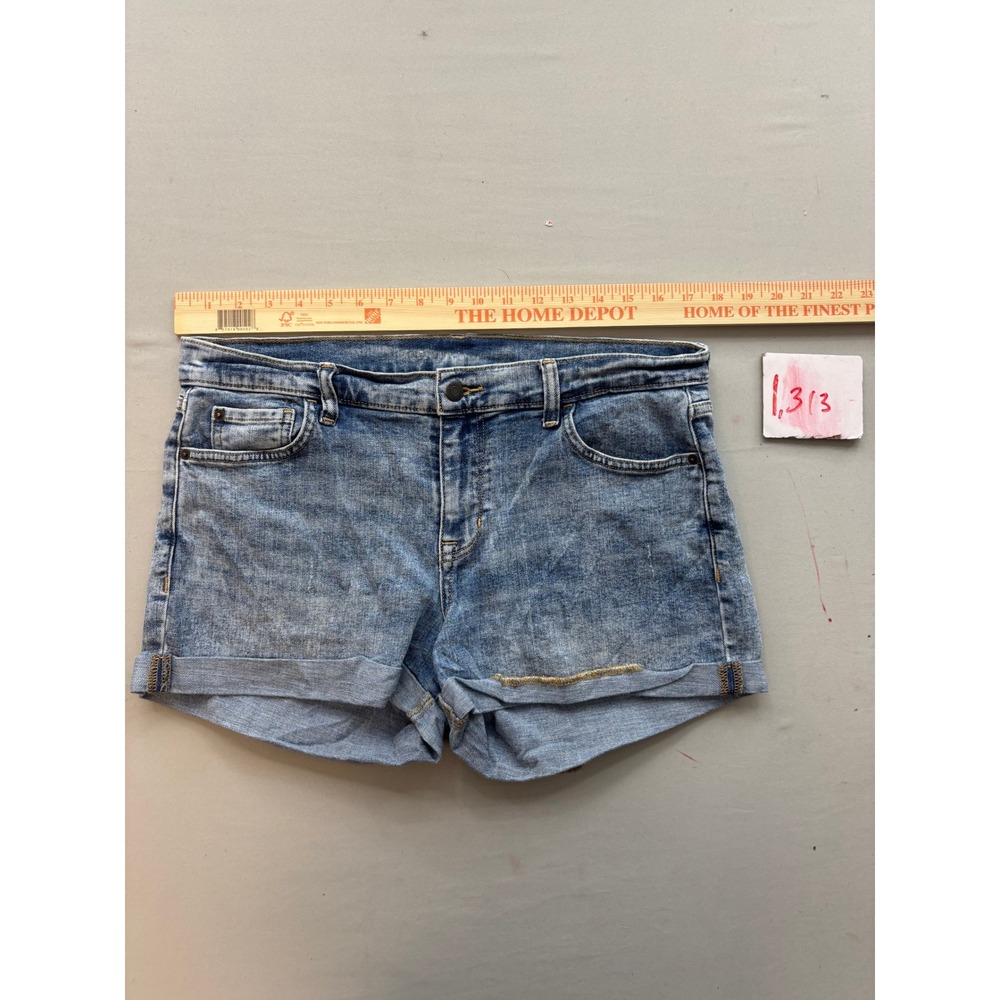 Old Navy Womens Size 12 Denim Shorts Blue Acid Wash Cuffed Mid Rise Stretch